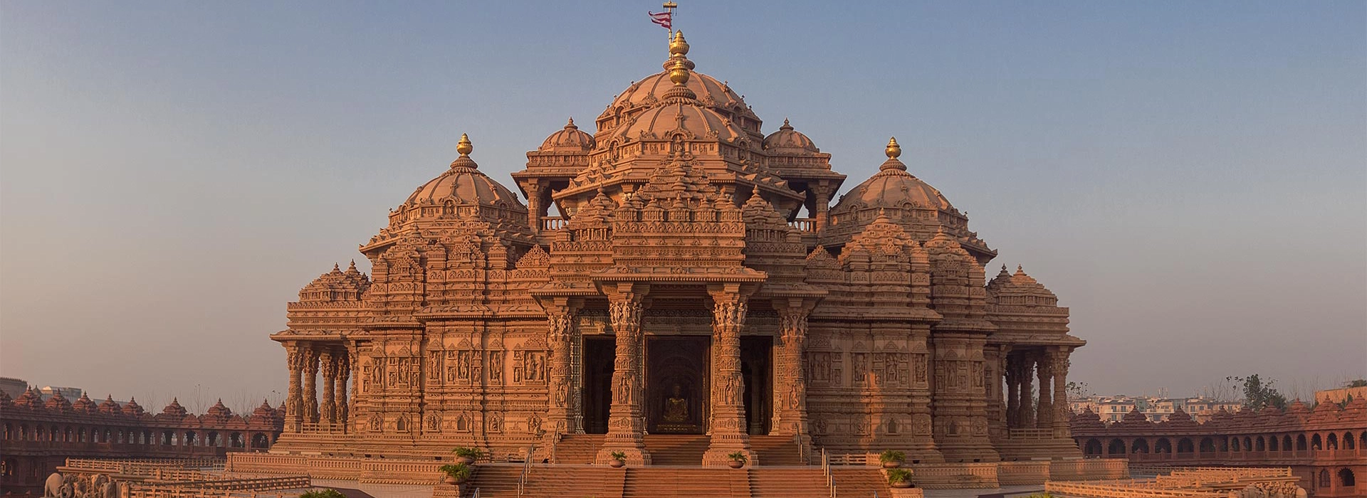 Delhi Temples and Spiritual Sites  – 6 Hours